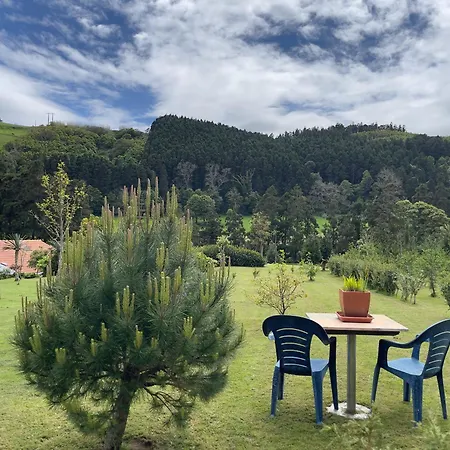 Casa Do Bicho Pau بيت للعطل Pedro Miguel